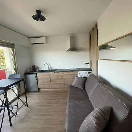 Studio Neuf Dans Avec Piscine * Antibes